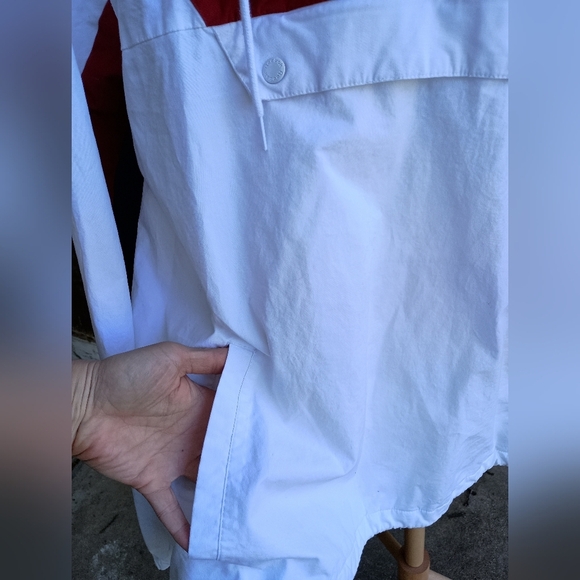 Reebok Men's White, Red, and Blue Rain Jacket_ Large - Picture 7 of 10